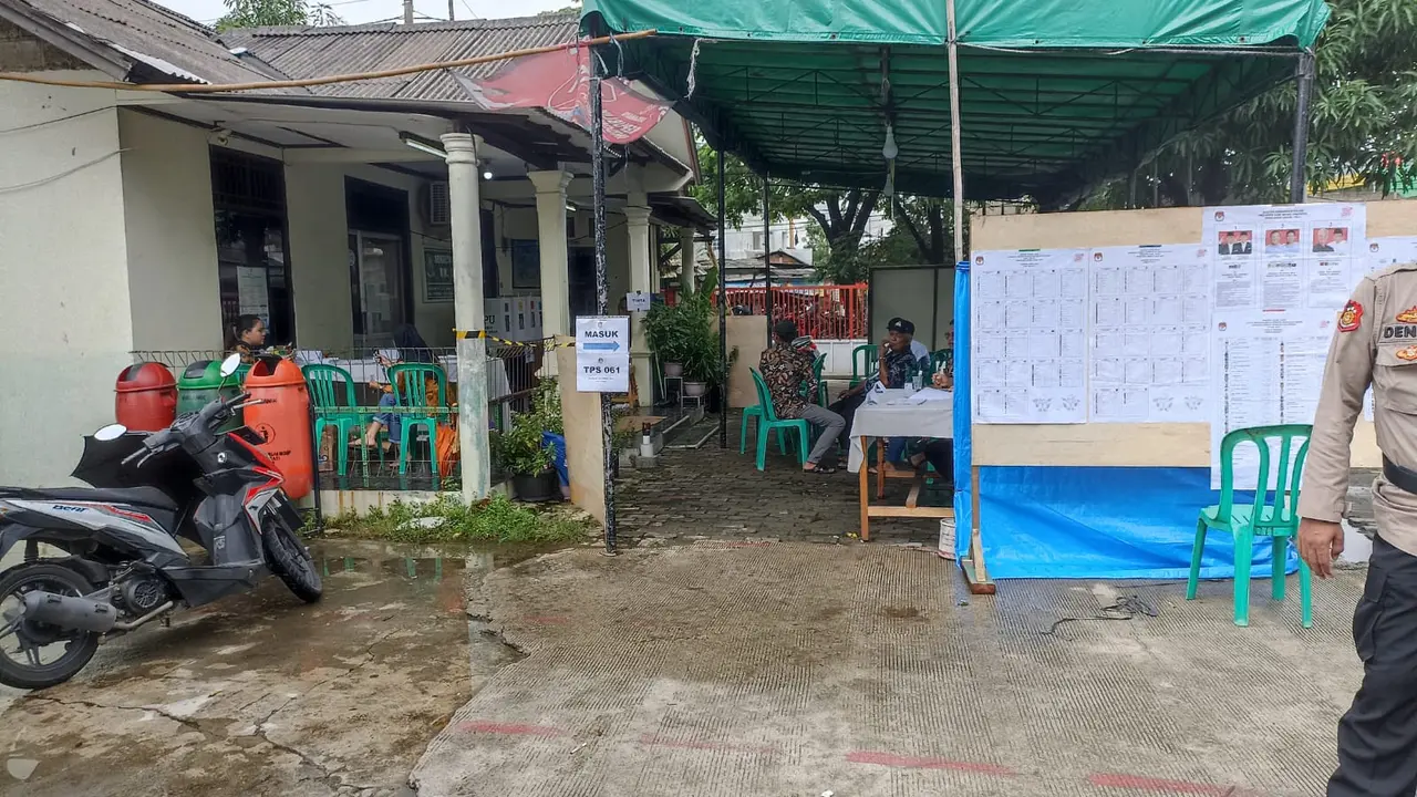 TPS 061 Perwira Bekasi Tolak Warga Punya Hak Suara