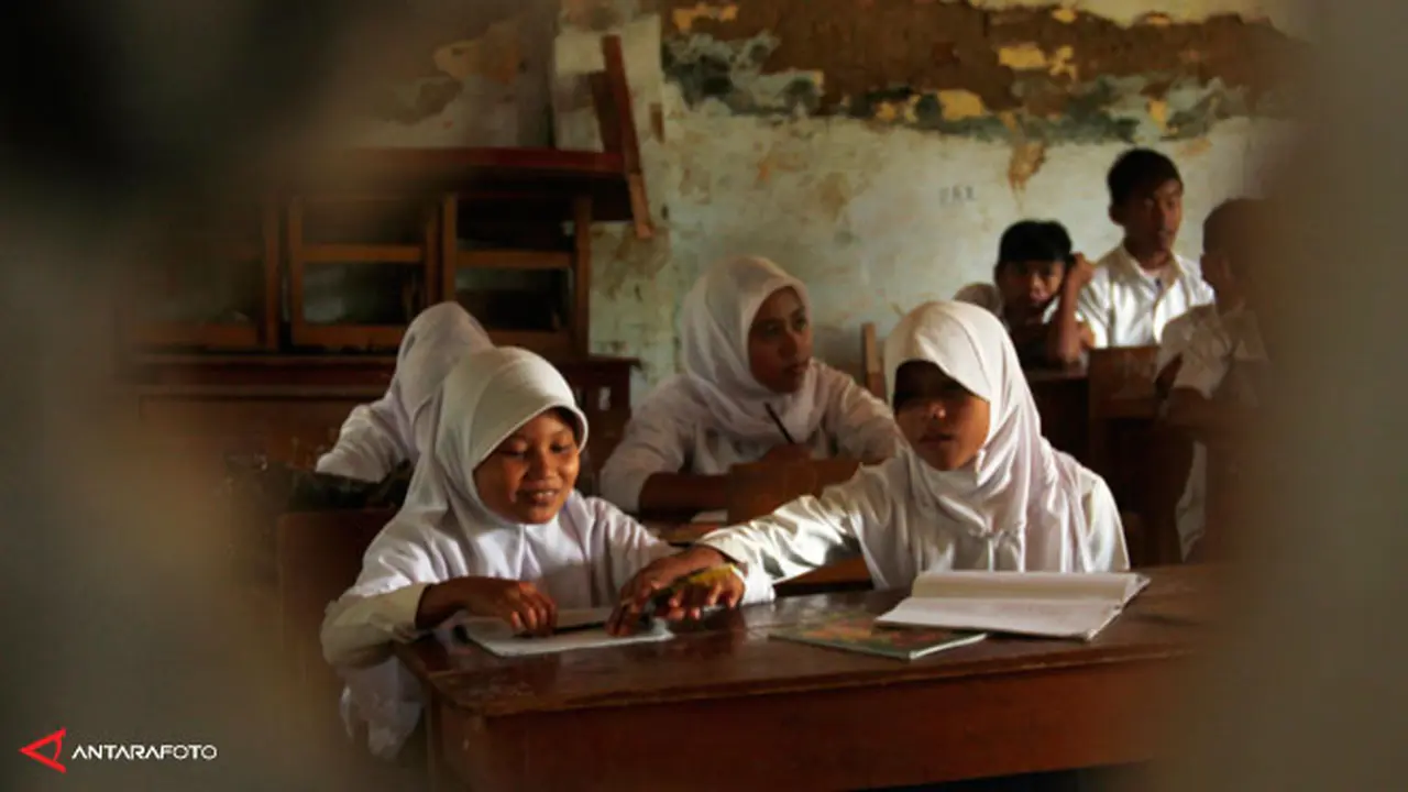 pendidikan130521b.jpg