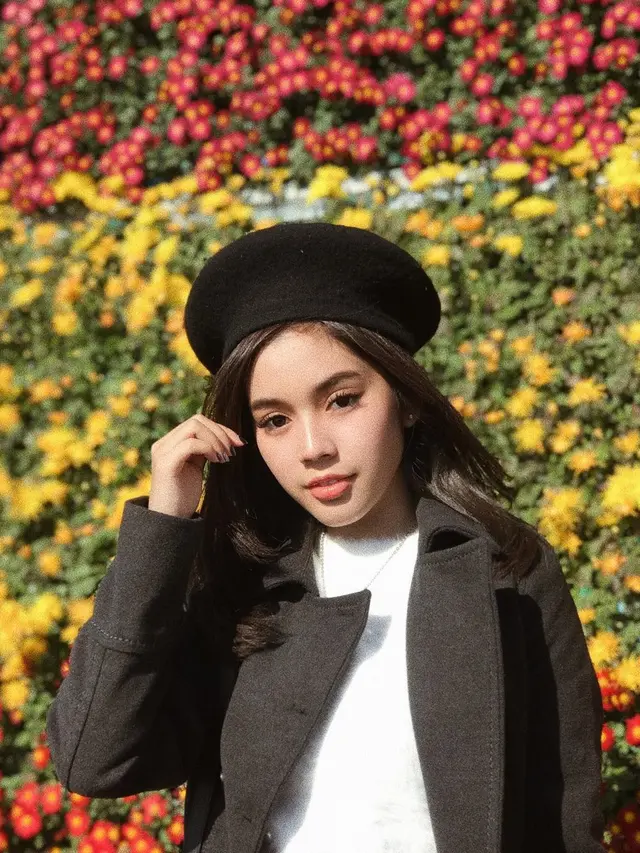 FOTO: Gaya Fay Nabila saat Pakai Topi, Makin Menawan