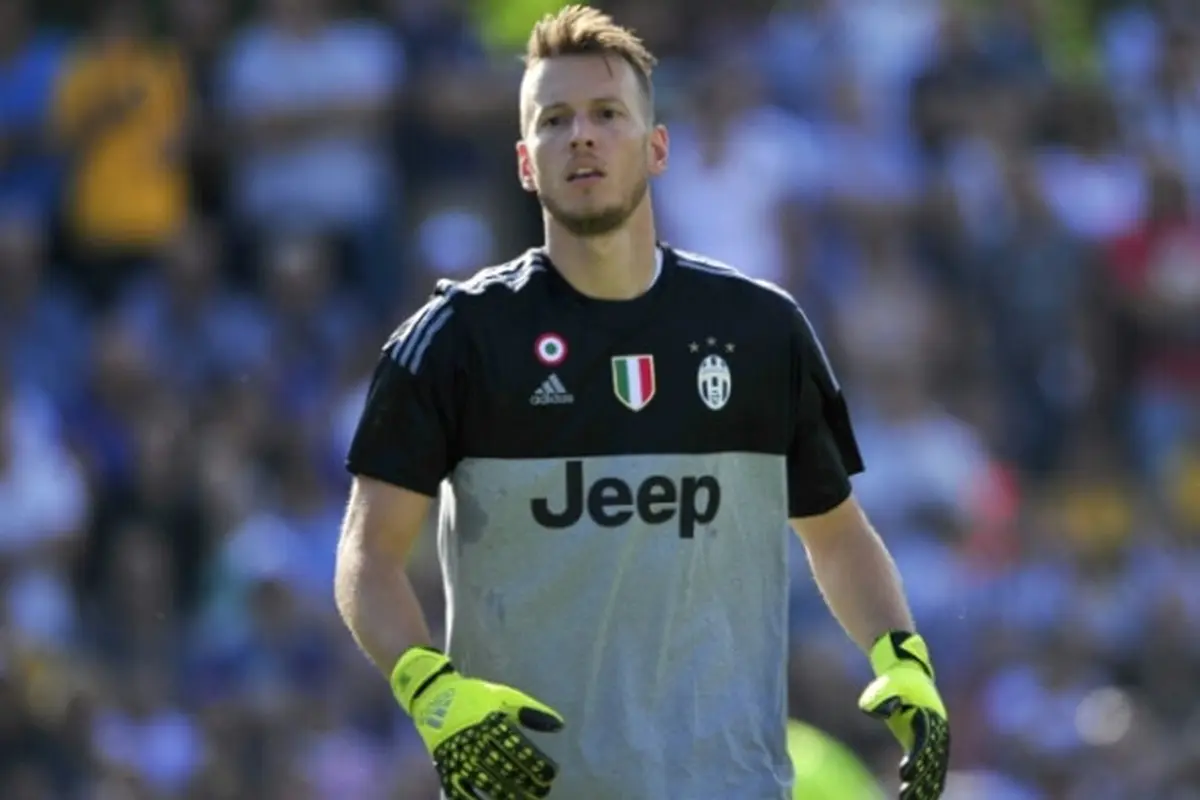 Kiper Juventus, Neto