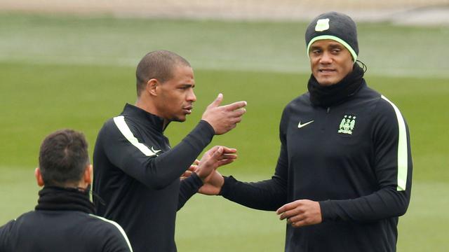 Bek Manchester City, Vincent Kompany