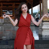 Foto para pemeran sinetron Elif berlibur ke Bali (Deki Prayoga/bintang.com)