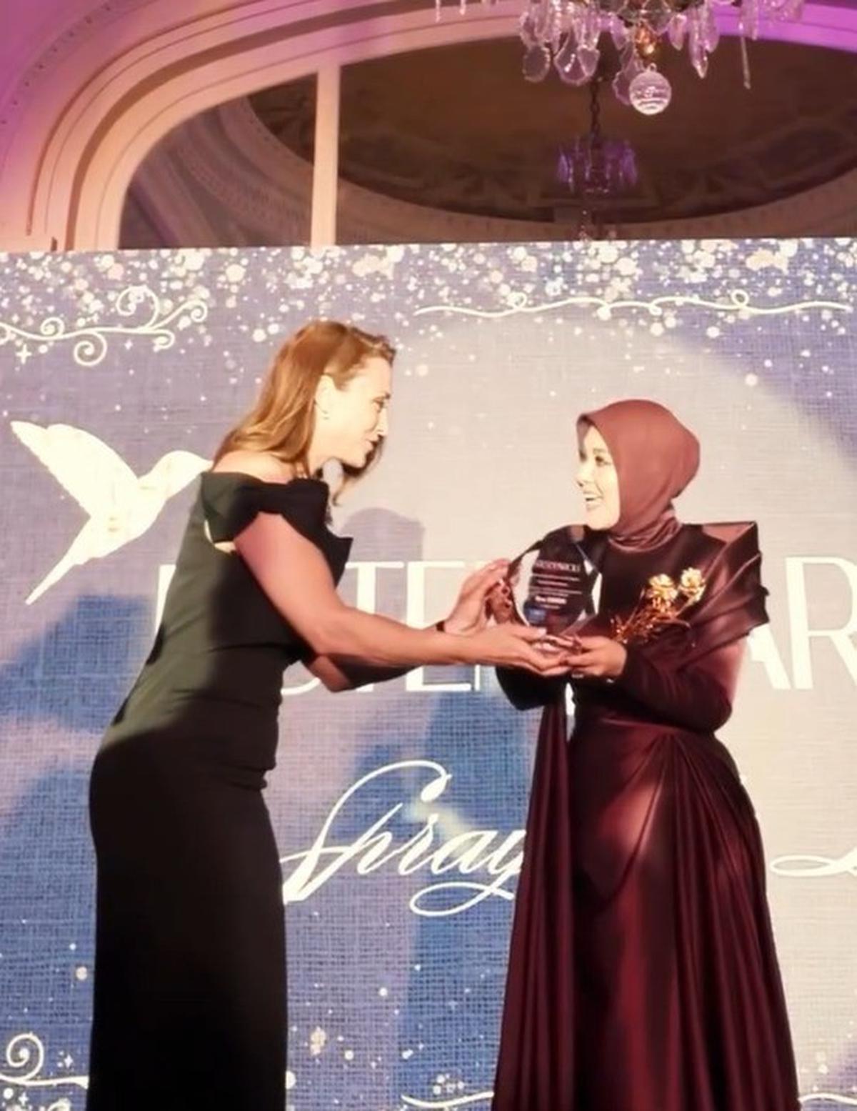 Syahrini Terbang ke Cannes, Paris untuk Terima Penghargaan Bergengsi dari UNESCO