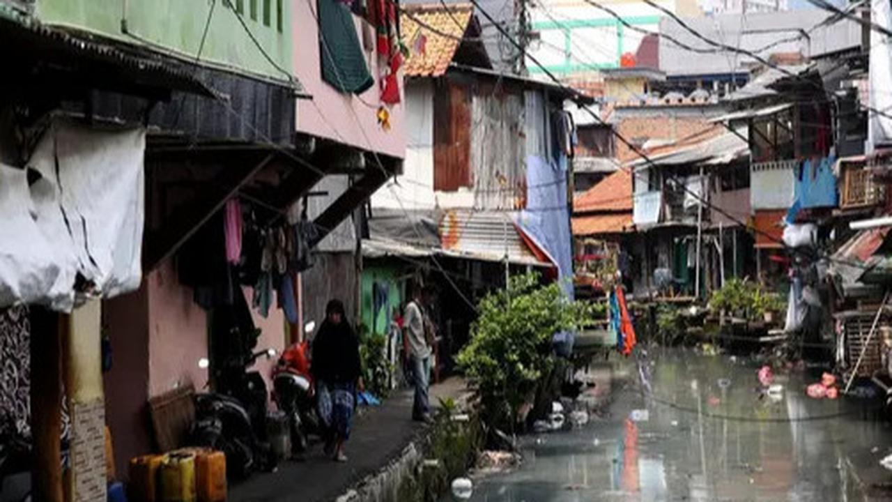 BPS Sebut Kemiskinan Turun, Padahal 53 Ribu Buruh Kena PHK Januari-April 2025