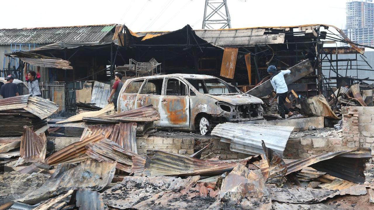 Perhatian! Ini adalah 7 penyebab umum mobil terbakar.