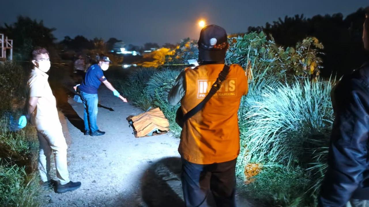 Pembunuh Pria Ditemukan Tewas di Bantaran Sungai Cimande Rancaekek Terungkap, Tubuh Korban Penuh Luka Tusuk