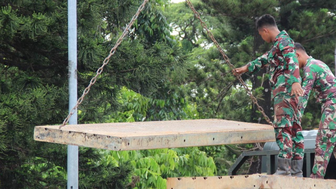 Jembatan sementara di Kemang Pratama Bekasi