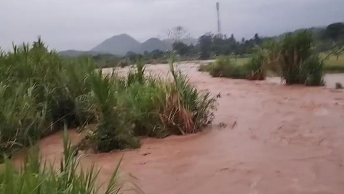 Gegerbitung Sukabumi Diterjang Banjir: 30 Hektar Sawah Terendam, Ancaman Gagal Panen Hantui Petani
