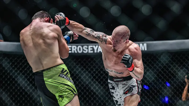 Zebaztian Kadestam (kanan)  (ONE Championship)