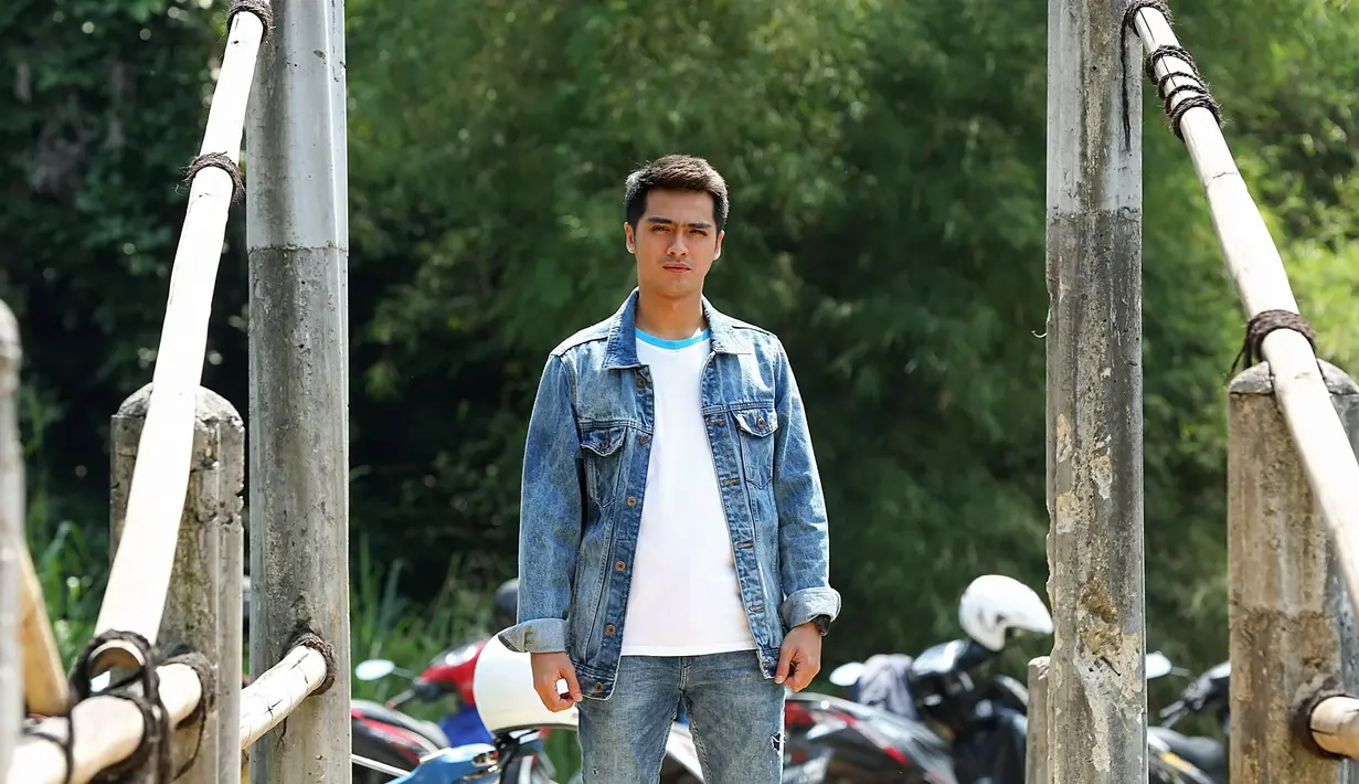 Ricky Harun kembali membintangi sinetron tanah air yang berjudul Cantik Cantik Kucing Dapur. Bukan hanya sekedar bermain peran, namun Ricky mengaku mendapatkan manfaat dari sinetron ini. (Bambang E.Ros/Bintang.com)