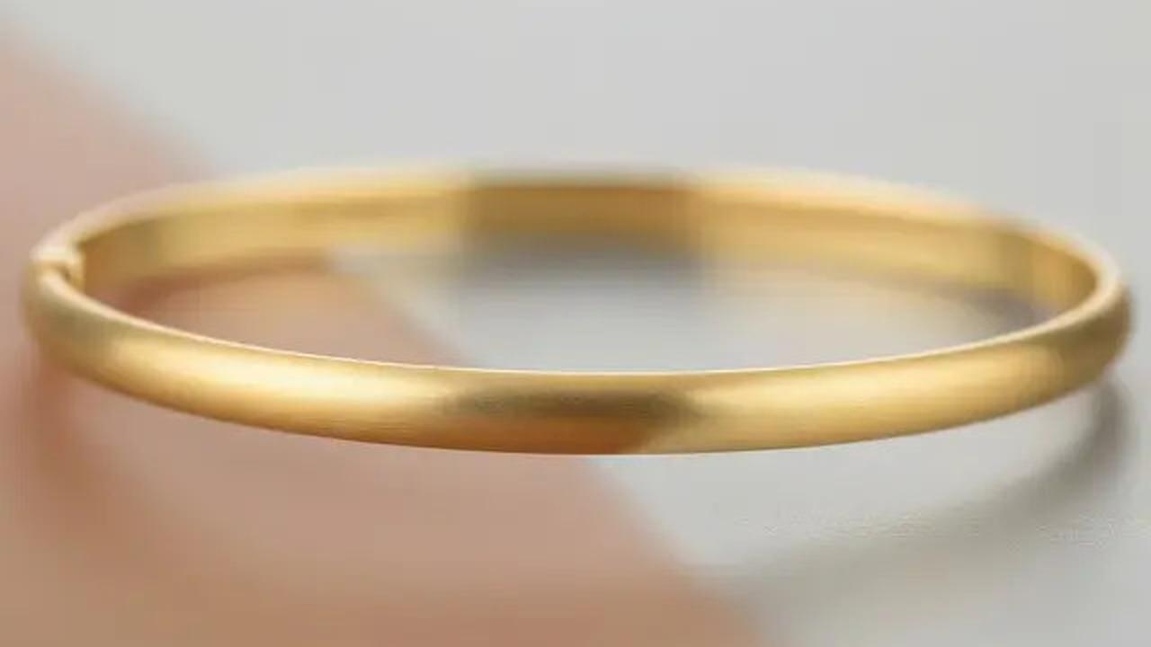 7 Tips Memilih Model Gelang Emas untuk Kado Spesial, Berkesan dan Tak Terlupakan