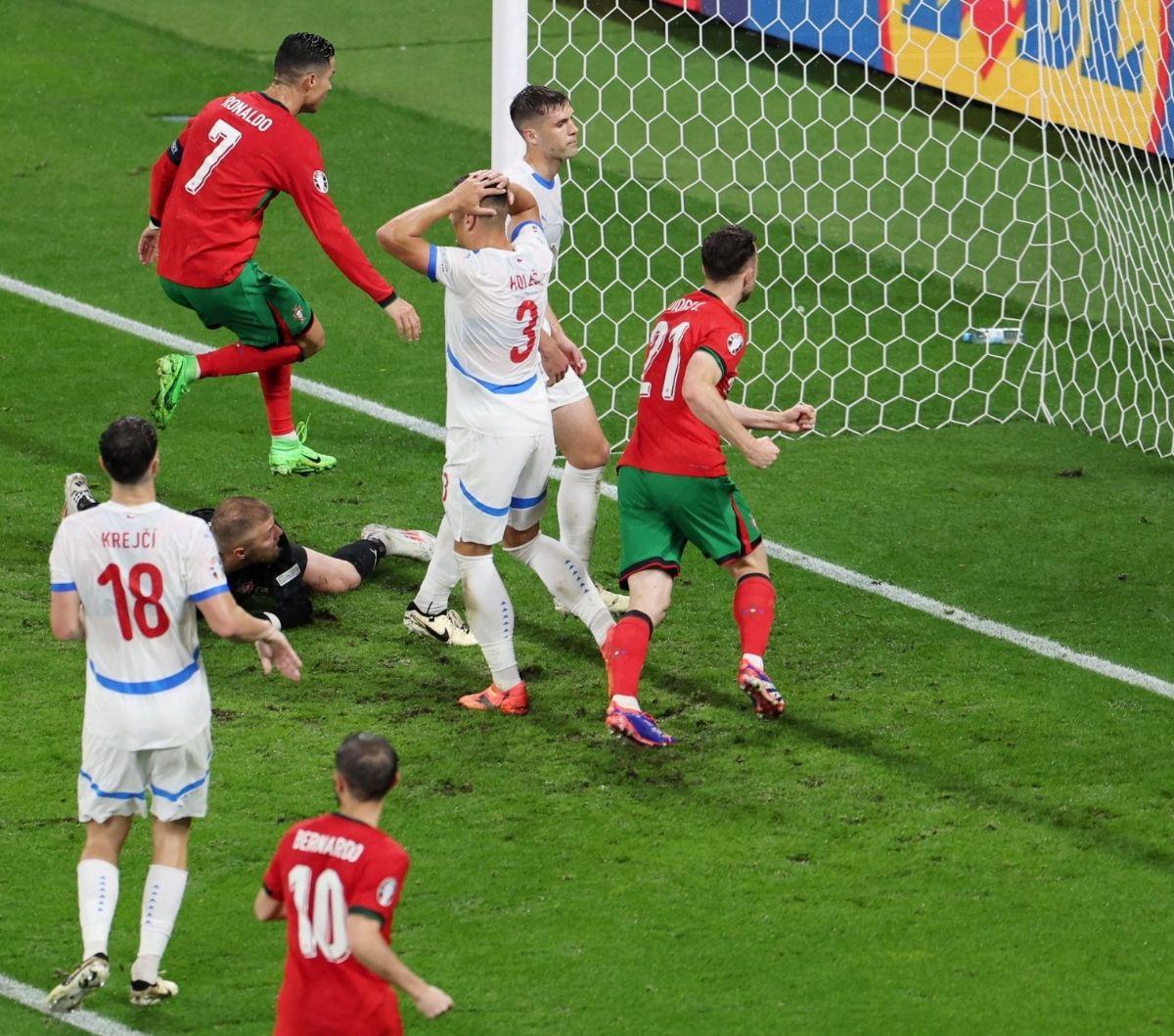 Pertandingan yang berlangsung di Leipzig Stadium pada Rabu, 19 Juni 2024 menjadi yang ditunggu-tunggu karena Cristiano Ronaldo menjadi perhatian utama.&nbsp;Foto: Reuters<br>