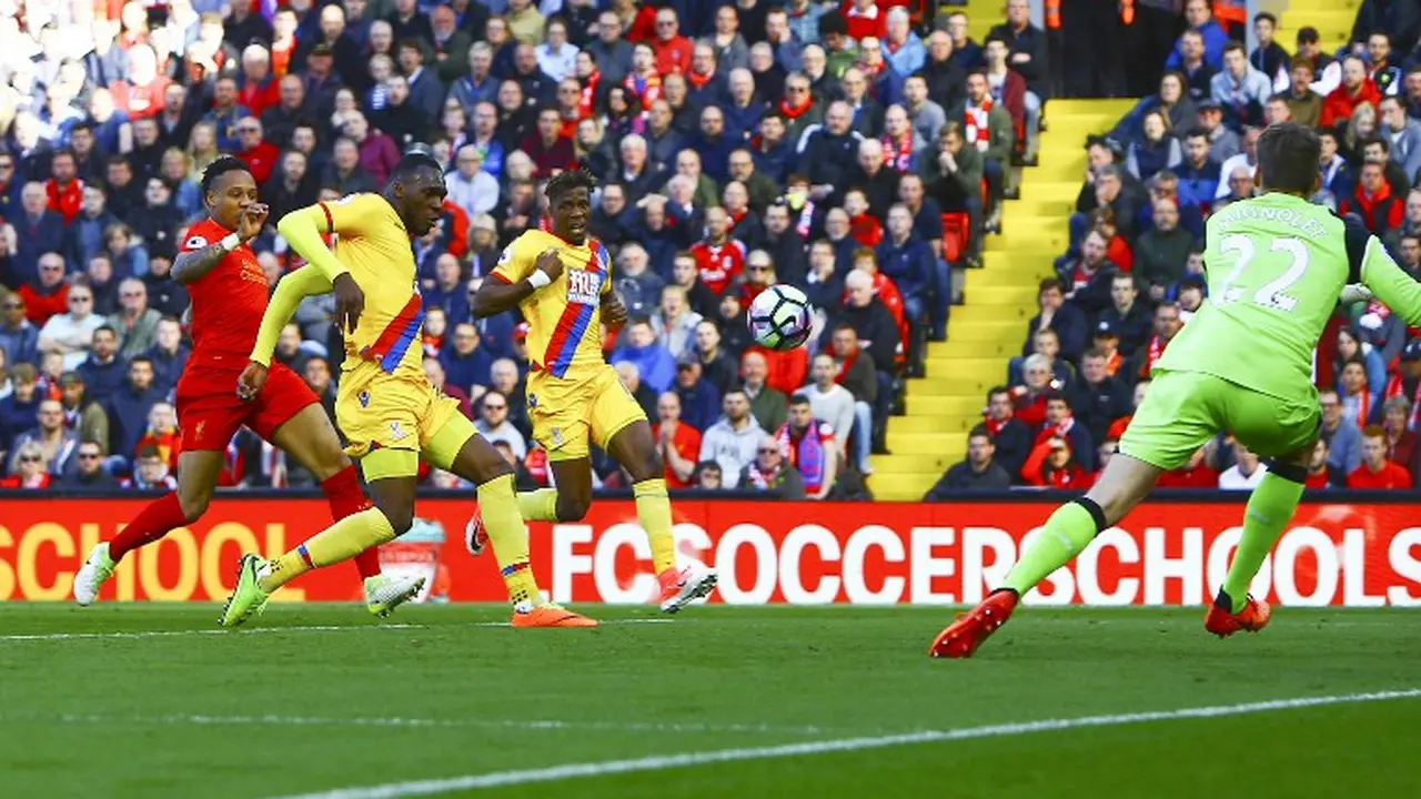 Christian Benteke (Liverpool v Crystal Palace)