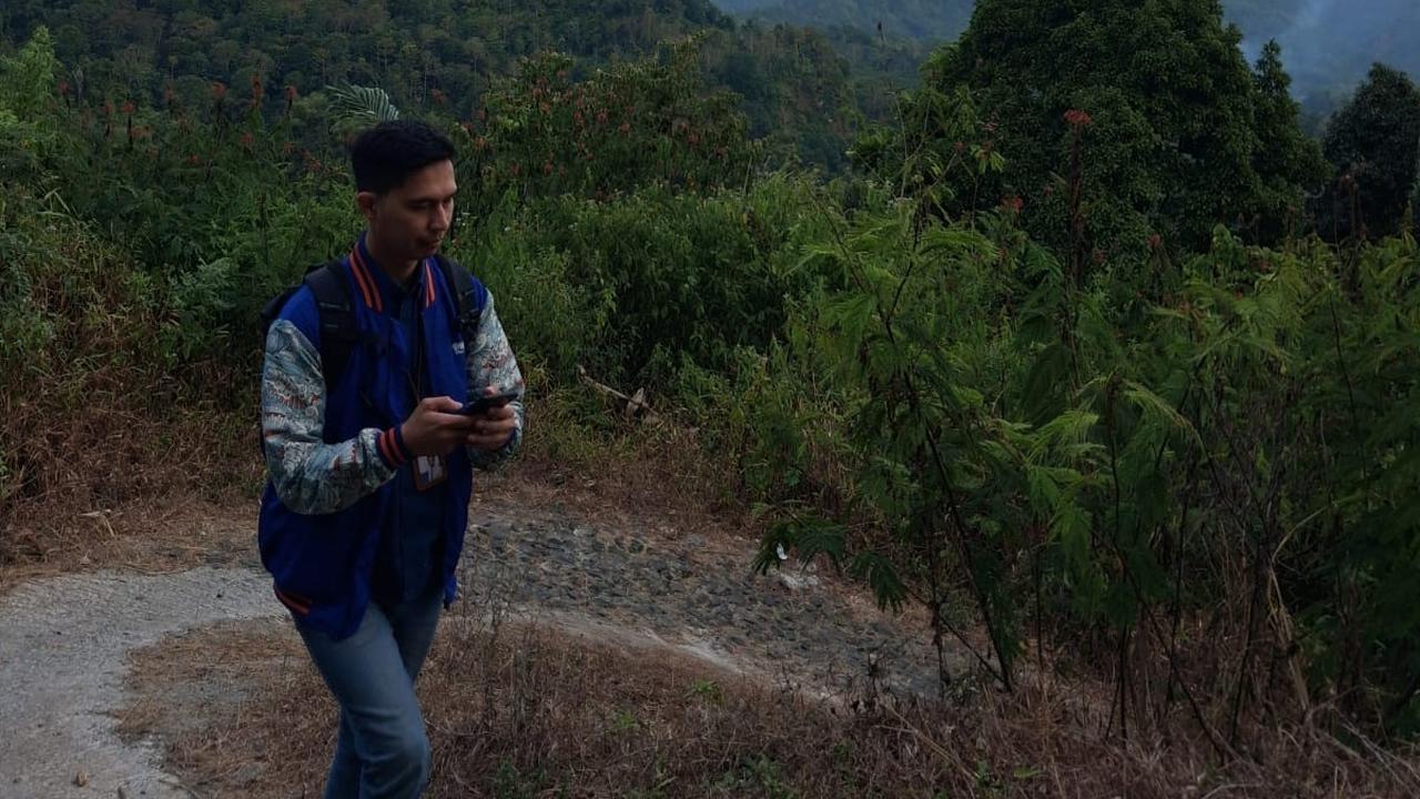Tak Gentar Medan Sulit, Kisah Mantri BRI Dampingi Pelaku Usaha Cianjur Selatan