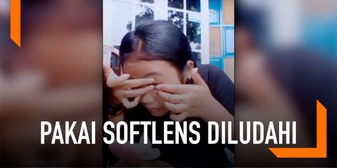 VIDEO: Heboh Remaja Pakai Softlens dengan Ludah