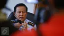 Wakil Kepala Staf Angkatan Udara (Wakasau) Marsekal Madya TNI Hadiyan Sumintaatmadja memberikan keterangan terkait jatuhnya pesawat Hercules milik TNI AU di Wamena, di Lanud Halim Perdanakusuma, Jakarta, Minggu (18/12). (Liputan6.com/Johan Tallo)