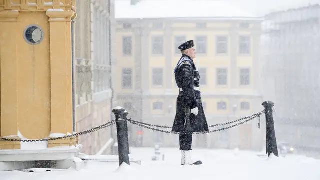 Suasana Kota Stockholm Saat Dilanda Hujan Salju Lebat