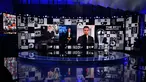 (dari kiri di layar) Cristiano Ronaldo, Robert Lewandowski dan Lionel Messi menunggu pengumuman penghargaan pemain terbaik FIFA Tdi Zurich, Swiss, Jumat (18/12/2020). Robert Lewandowski dinobatkan sebagai pemain terbaik FIFA tahun ini. (AP Photo/Valeriano Di Domenico)