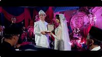 Momen pernikahan Meyden dan Hengky di Jambi. [YouTube: Mey Meyden]