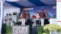 Wisuda mahasiswa Akademi Komunitas Toyota Indonesia (AKTI) angkatan ke-9, di TMMIN Plant 3 Karawang, Jawa Barat, Kamis. (Dok. TMMIN)