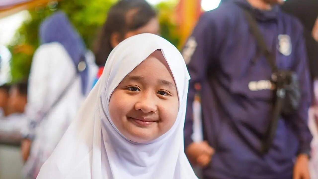 Lirik Sholawat Aishwa Nahla - Allahul Kafi dalam Bahasa Arab dan Artinya