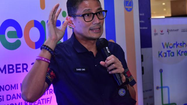 Sandiaga Uno mendorong para pelaku ekonomi kreatif, khususnya subsektor musik dan kuliner di Kota Ambon untuk terus berkarya dan berinovasi.