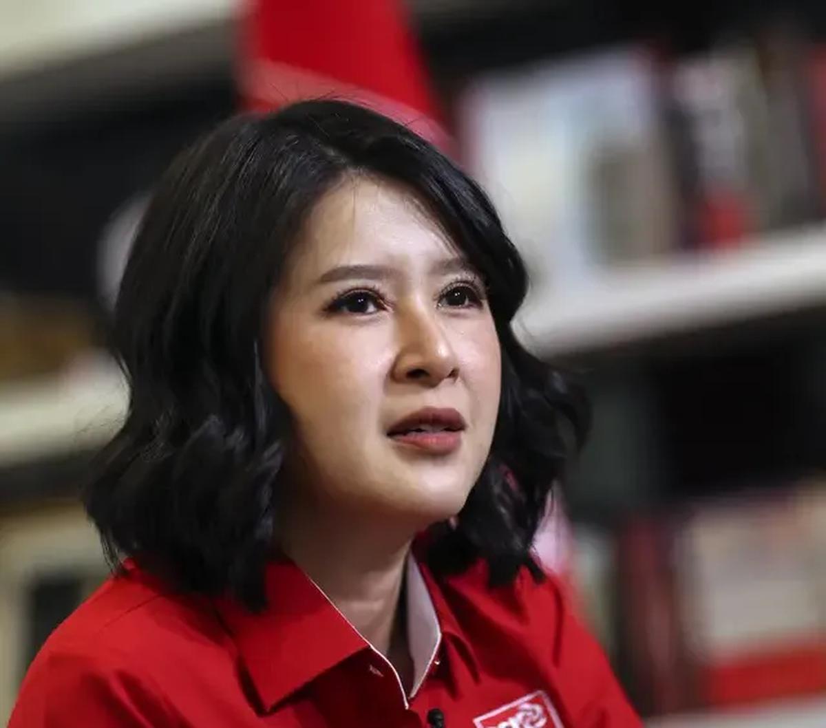 Wakil Ketua Dewan Pembina Partai Solidaritas Indonesia (PSI) Grace Natalie memuji kualitas Wali Kota Solo, menurutnya hebat dan sukses sebagai pemimpin muda. Jauh berbeda dengan Politikus senior PDIP Panda Nababan, yang menyebut Gibran sebagai anak ingusa