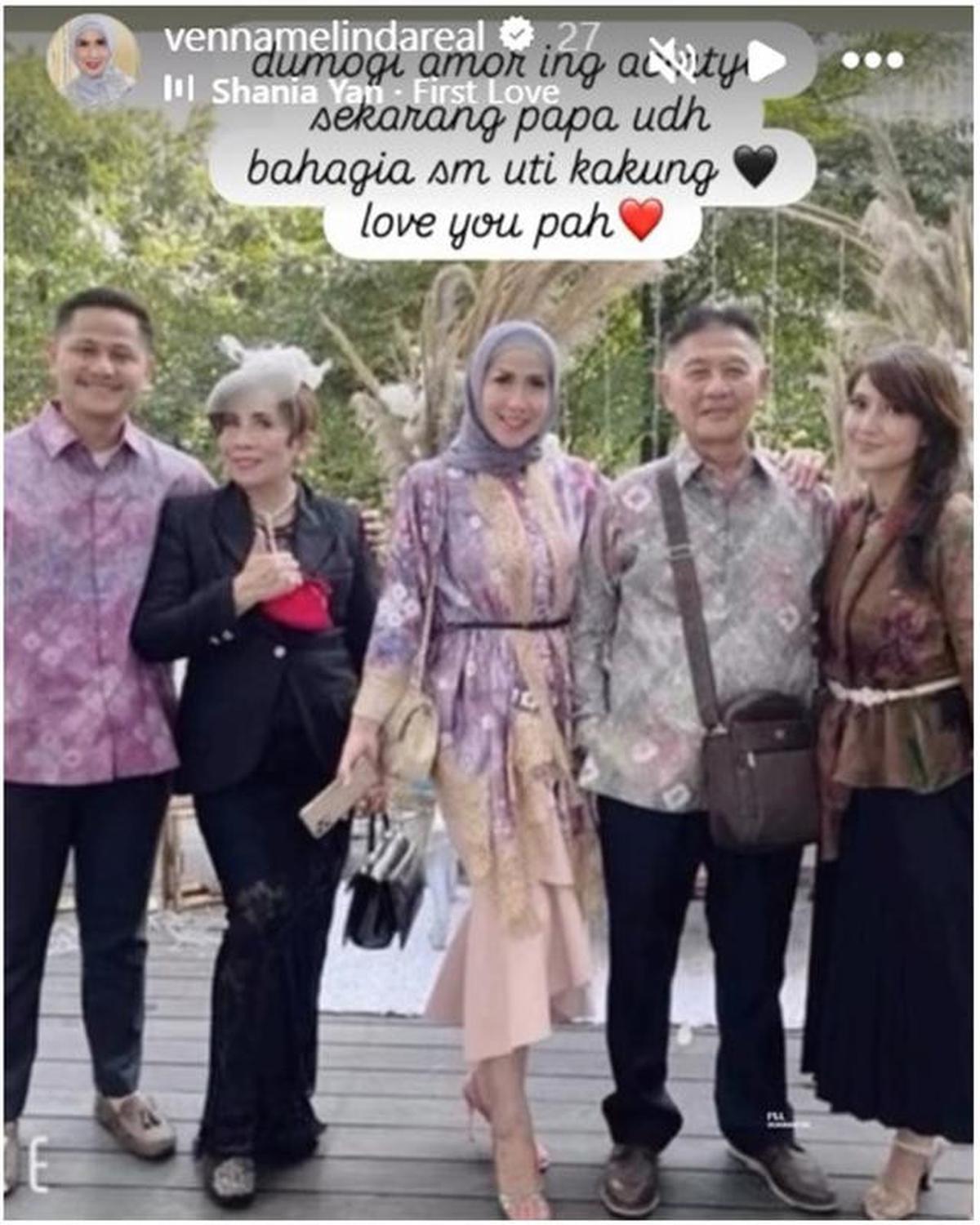 Ayah Venna Melinda Meninggal Dunia, Ini 6 Potret Kenangan Bersama Keluarga
