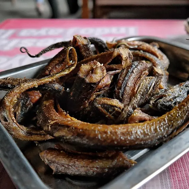 Warung Sambel Belut Pak Sabar
