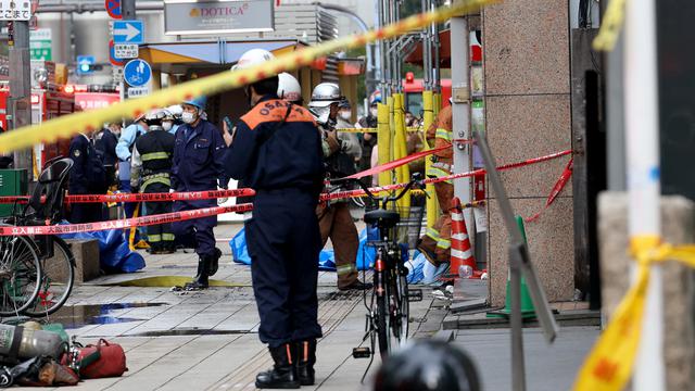 Gedung di Osaka Jepang Dilalap Api