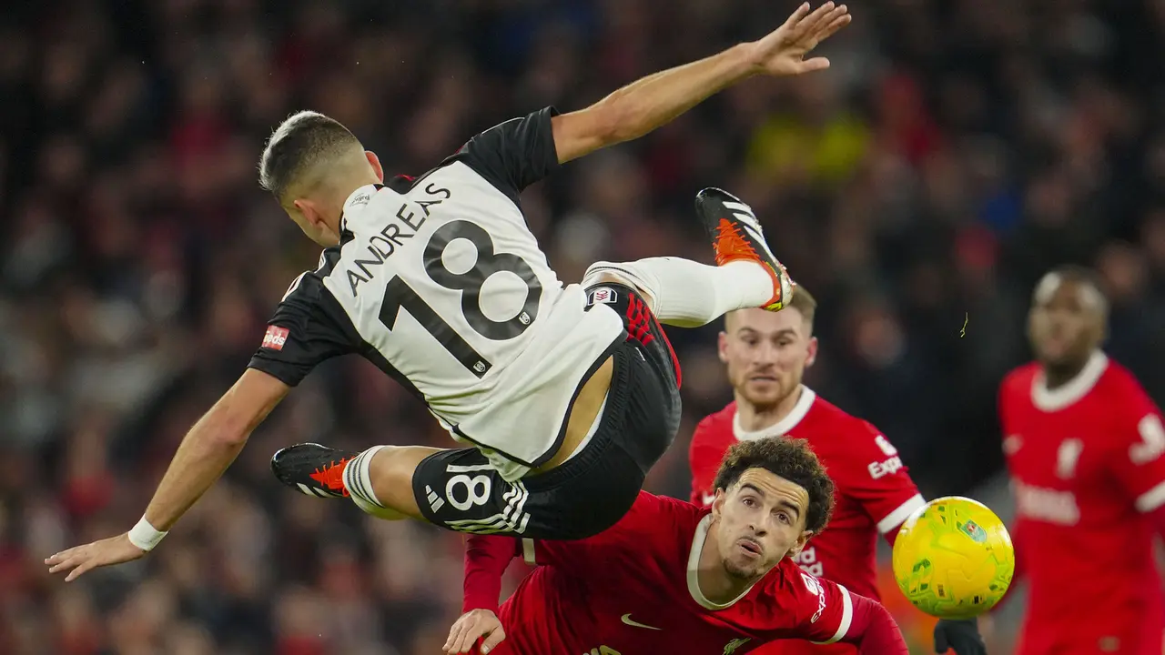 Foto: Comeback atas Fulham, Liverpool Jejakkan Satu Kaki di Final Carabao Cup 2023/2024