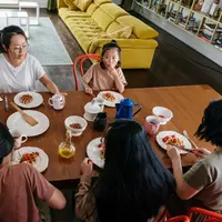 5 Cara Jadi Orang Tua Proaktif dalam Mendukung Program Makan Siang Gratis | copyright pexels.com/cottonbro studio