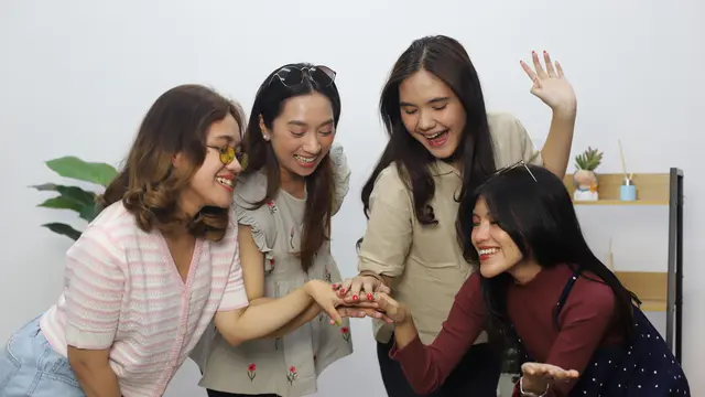 3. Prioritaskan Pengalaman Dibandingkan Kepemilikan Barang