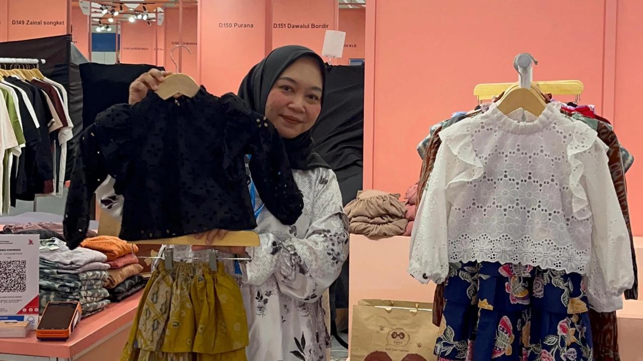 Didukung BRI dan LinkUMKM, Kenes Lalita Berhasil Kembangkan Bisnis Busana Anak Wastra Khas Jepara