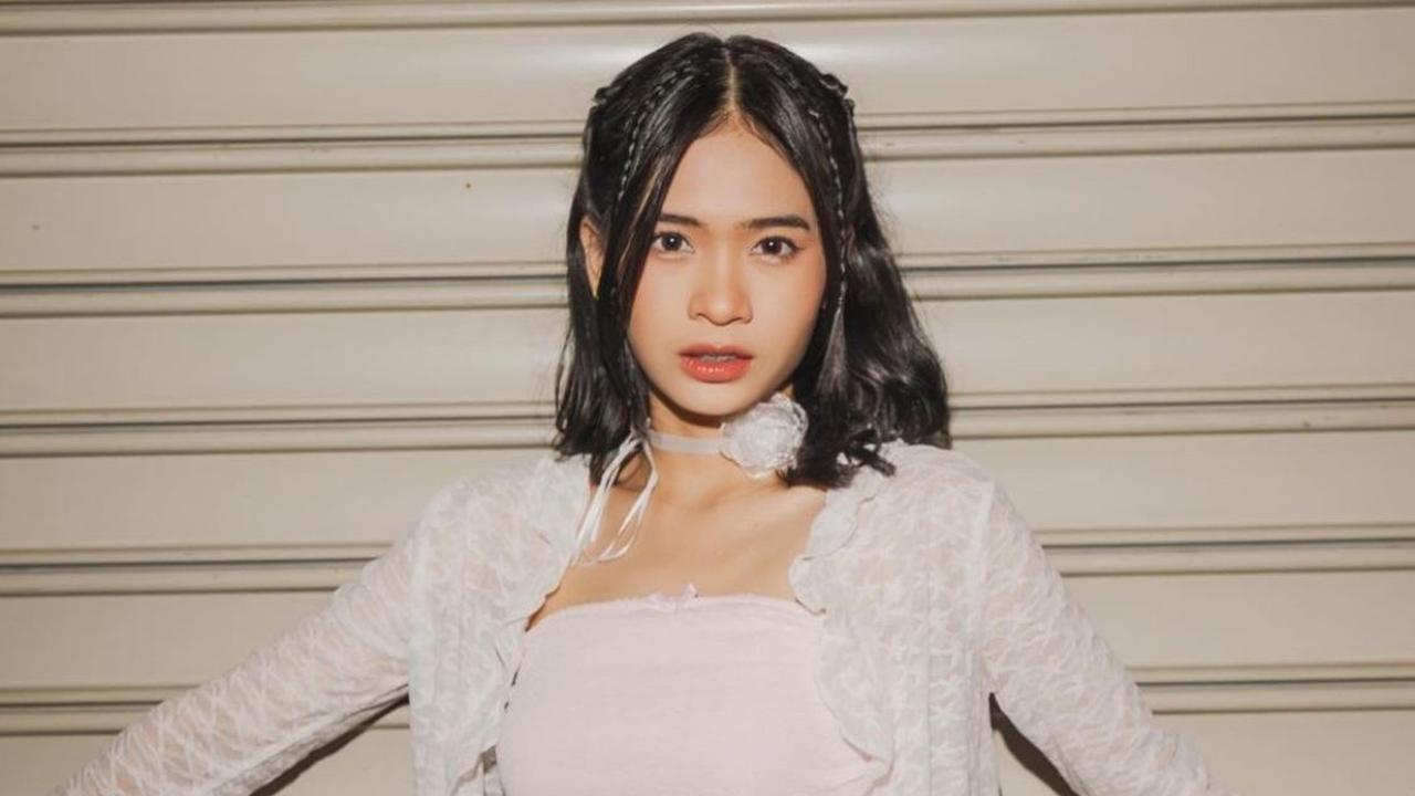 Perjalanan Flora Shafiqa di JKT48, Dari Audisi Hingga Jadi Sorotan Penggemar