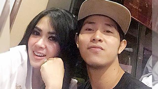 Syahrini dan Cakra Khan