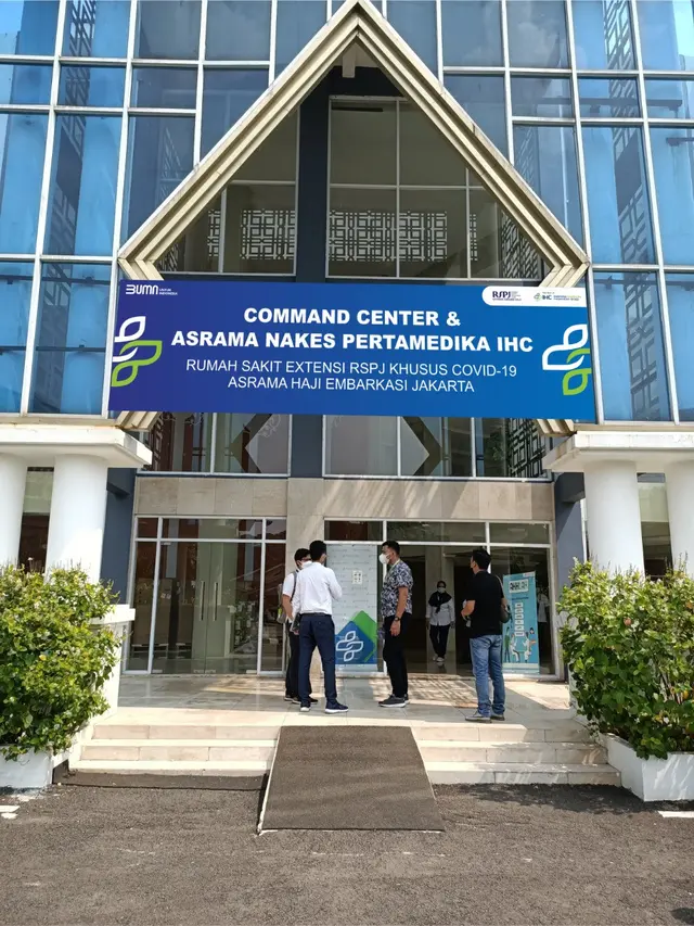 Rs. Darurat Covid Asrama Haji Pondok Gede, Jakarta. Dok