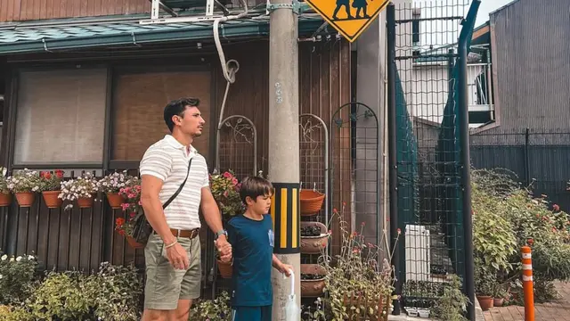 Kehangatan Vincent Verhaag dan El Barack yang tak terpisahkan. (credit:instagram.com/v.andrianto)