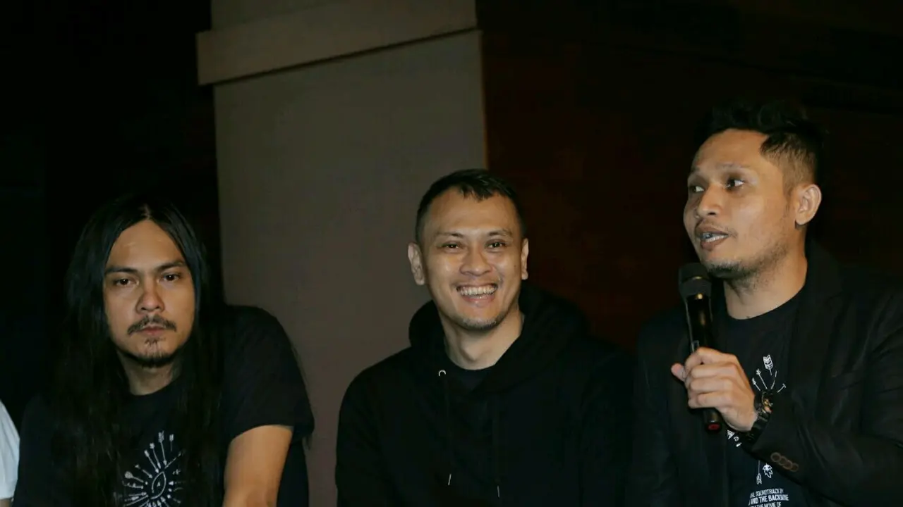 Andra And The Backbone
