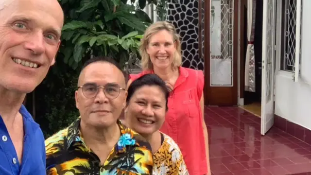 Dubes Belanda untuk Indonesia mengunjungi sebuah rumah lama di kawasan Menteng Jakarta Pusat