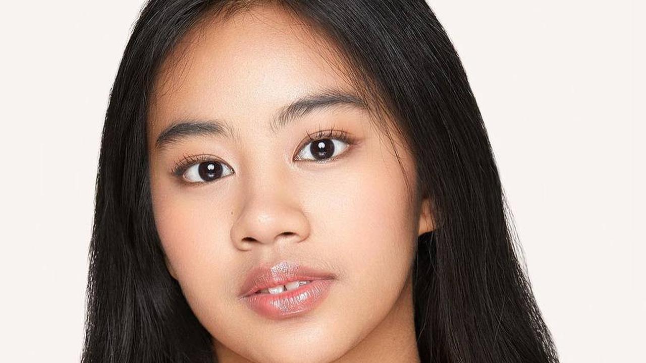 Ikuti Jejak Sang Bunda di Dunia Modeling, 7 Potret Cantik Diarra Putri Alya Rohali - Senyuman Manisnya Menular Banget
