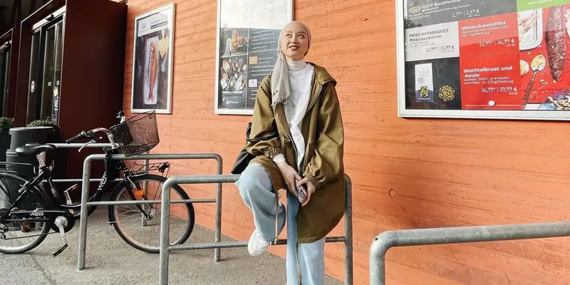 Gaya Hijab Turban Influencer Gita Savitri Ini Jadi Sorotan, Tuai Beragam Komentar
