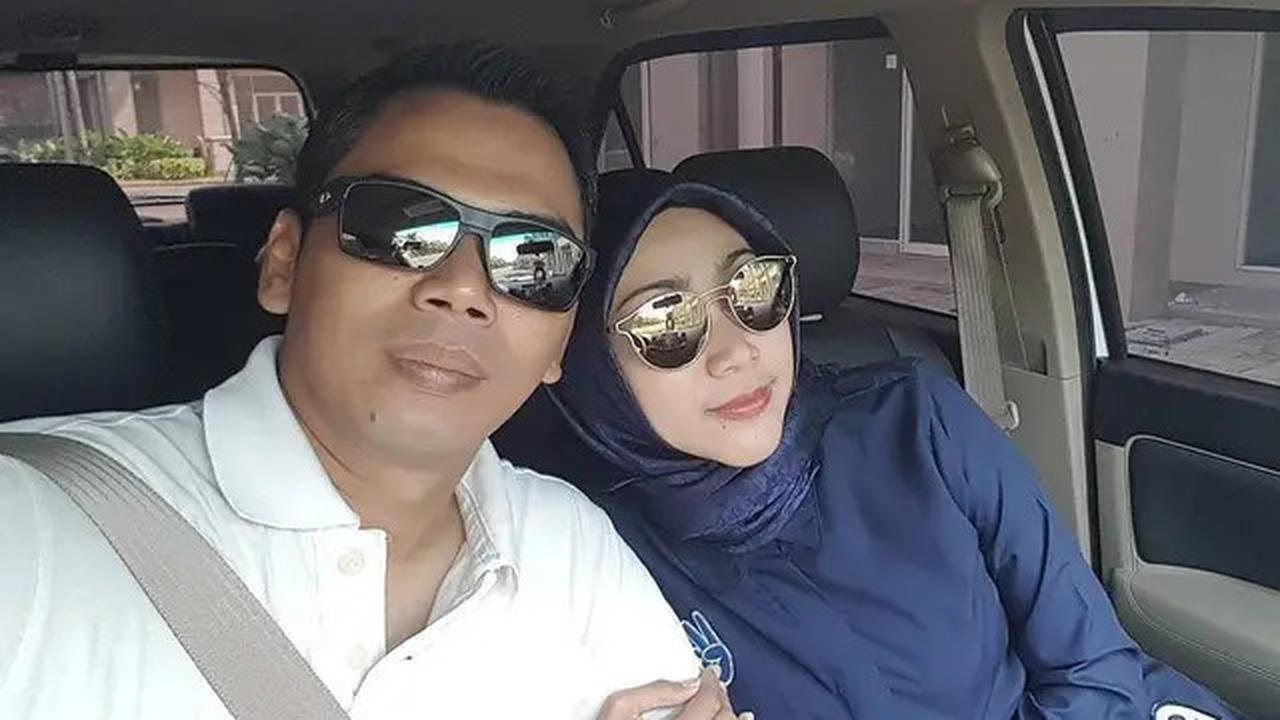 7 Potret Ira Swara Ungkap Suaminya Jadi Tukang Ojek, Tak Gengsi Ngontrak