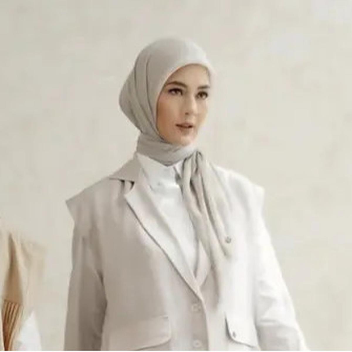 Debut Jenama Fashion Modest Wear Amapola, Rilisan Paula Verhoeven yang Elegan