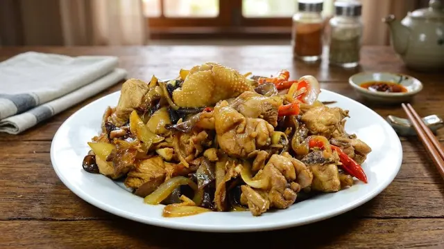 Ayam Saus Bawang Putih dengan Jamur Kuping