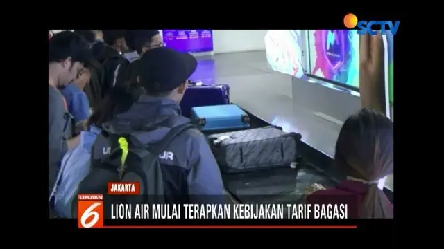 Kebijakan bagasi berbayar mulai diterapkan Lion Air. Banyak penumpang kecewa lantaran merasa minim disosialisasikan. Penumpang lain berharap, kebijakan sejalan dengan peningkatan pelayanan.