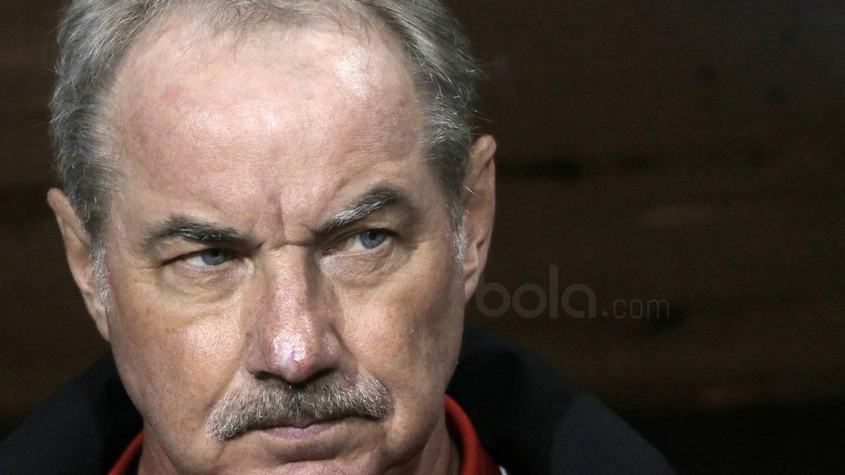 Momen Andritany Ardhiyasa Jadi Korban Kemarahan Alfred Riedl