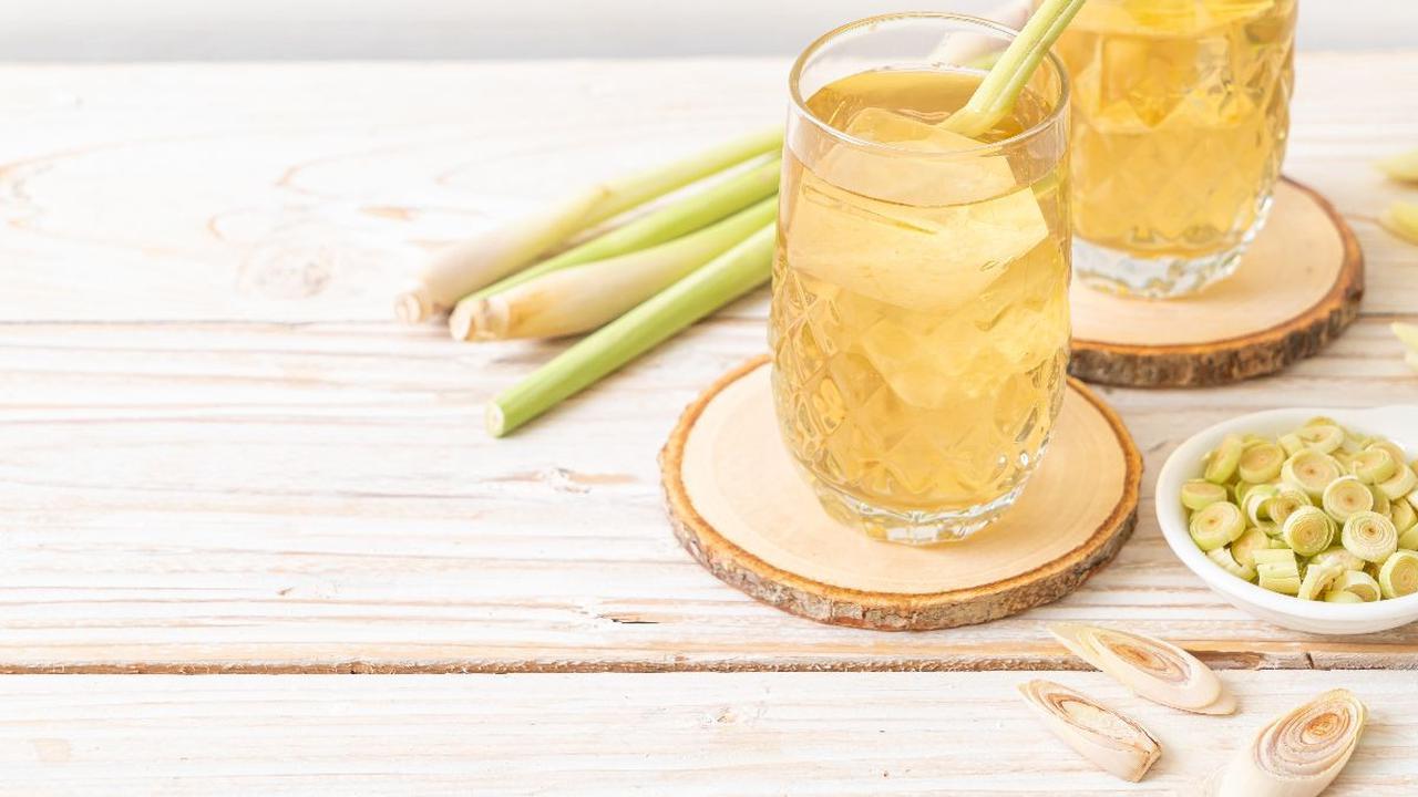 3. Jamu Daun Salam Serai Kayu Manis