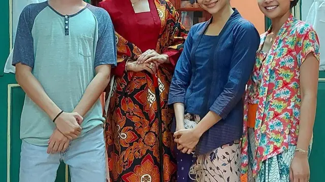 Maudy Koesnaedi