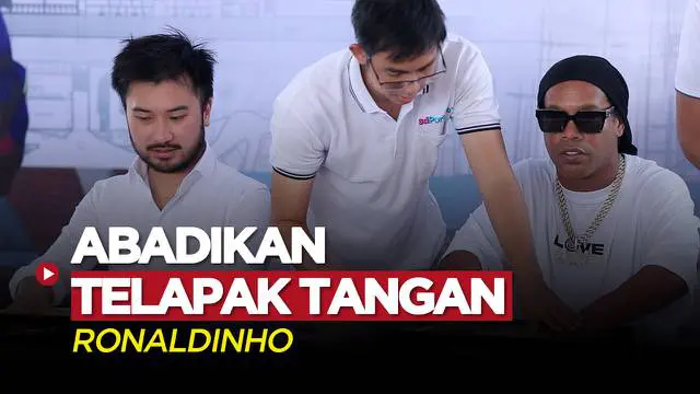 Berita Video, Pengabadian Telapak Tangan Ronaldinho di RANS Prestige Sportaiment pada Senin (27/6/2022)